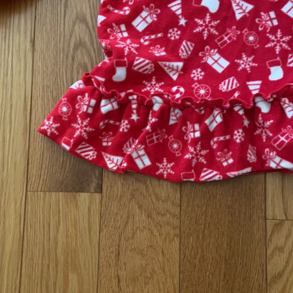 Adorable Christmas Dress - Picture 3 of 6